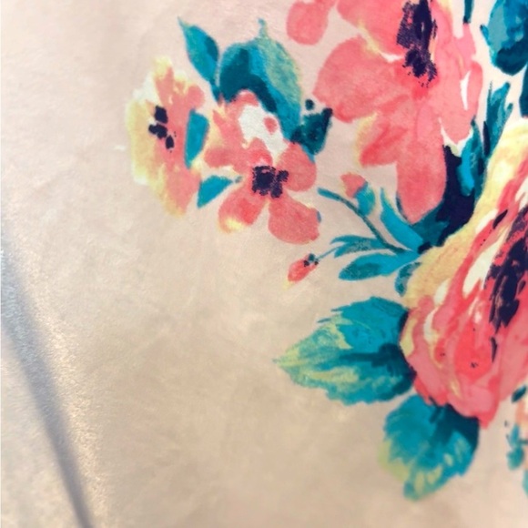 In Bloom By Jonquil 
VISION FLORAL SATIN CHEMISE IN PEACH FLORAL.   Xs - Picture 2 of 15